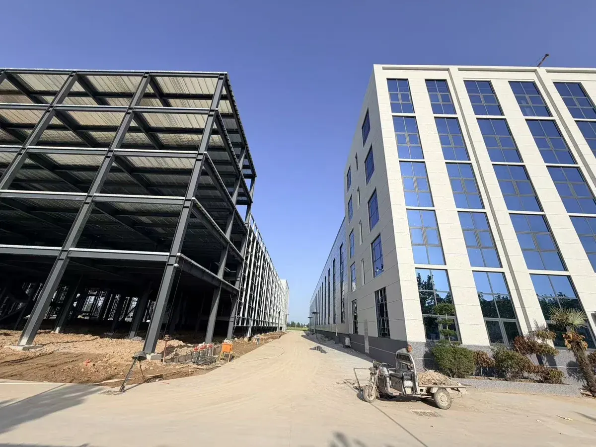 Steel structure logistics center in Davao, Philippines - 8,000 sqm distribution warehouse