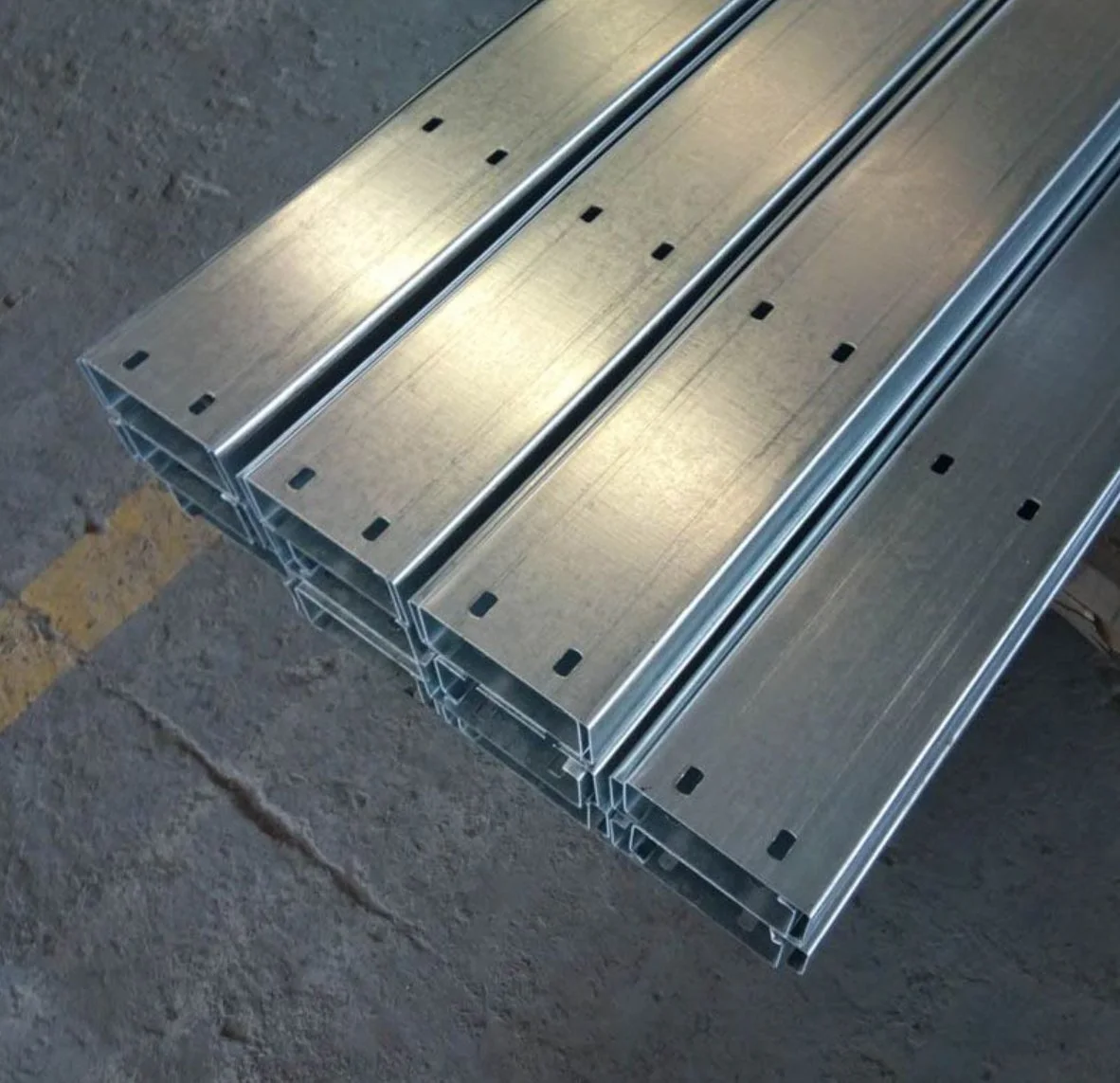 Galvanized C & Z Purlin