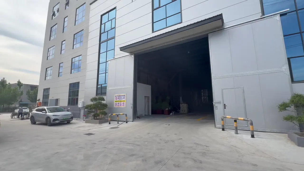 Hongxin Sports trampoline production facility - completed steel structure with roof cladding