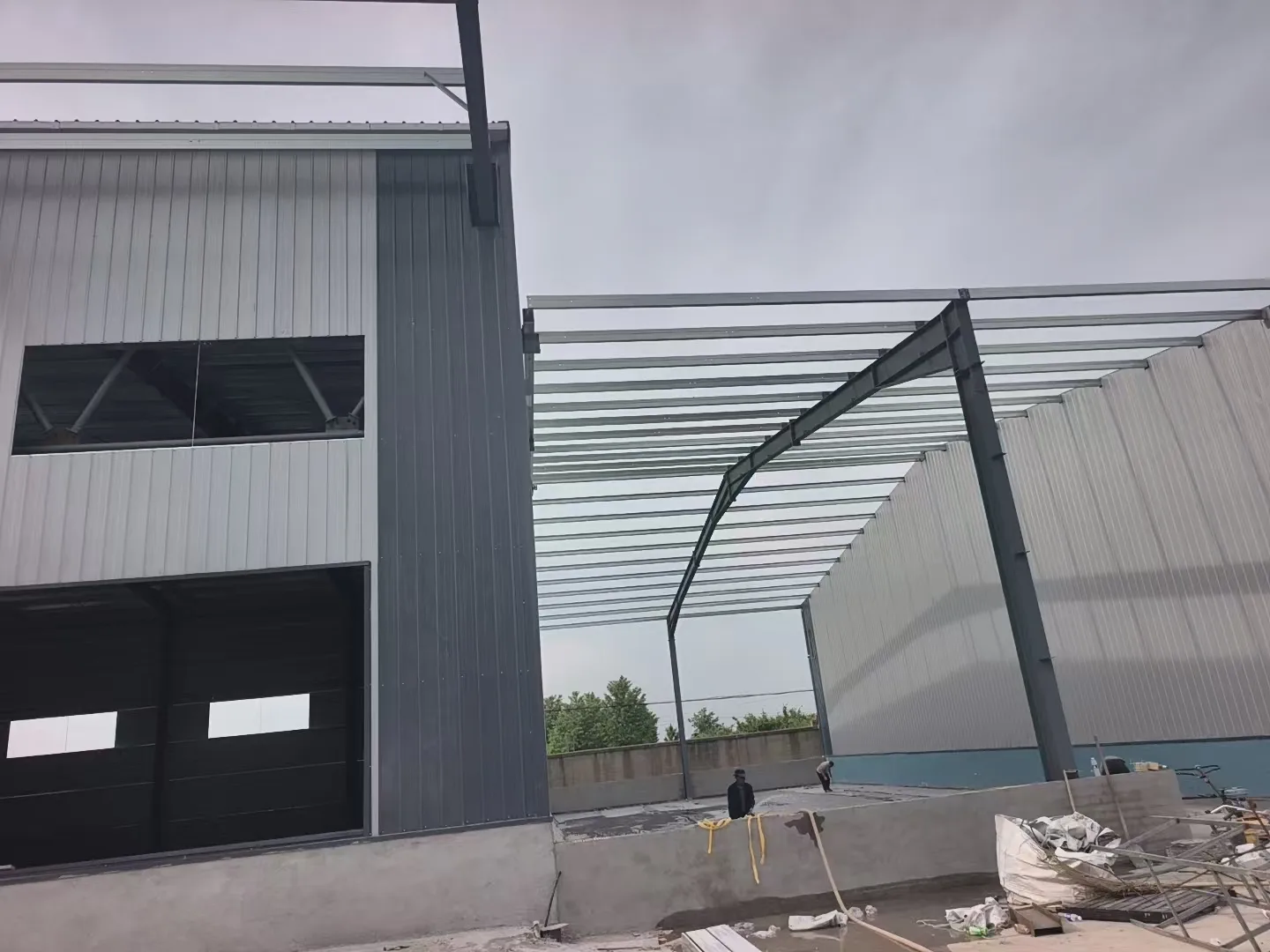 Yunda Bozhou industrial park - steel members with bracing system